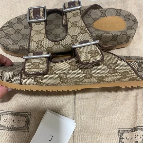 Gucci sandals poshmark deals